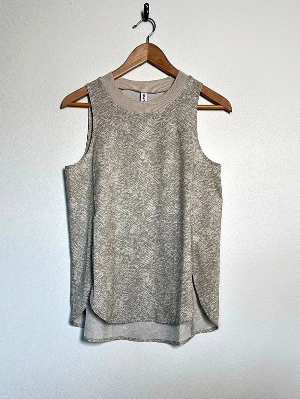 Athleta Tank Top Womens Sz XS Green Sleeveless Ribbed Neck Athletic Activewear